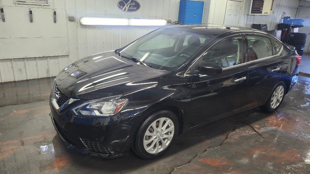 Nissan Sentra 2016 - Thumbnail 1