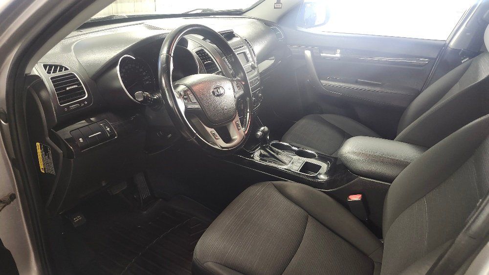 Kia Sorento 2015 - Thumbnail 6