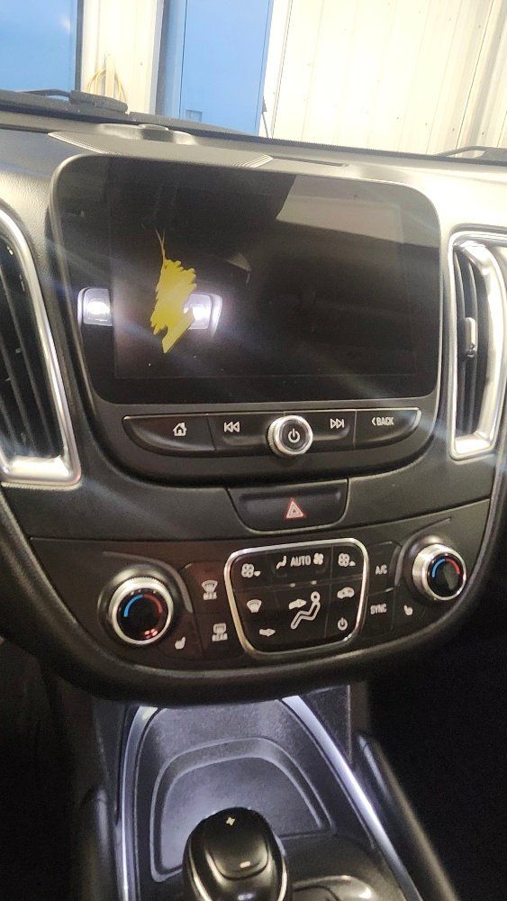 Chevrolet Malibu Hybrid 2016 - Image 21