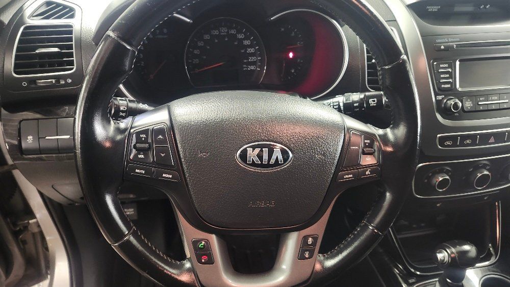 Kia Sorento 2015 - Image 10
