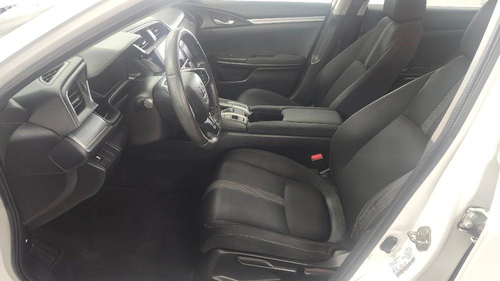 Honda Civic 2018 - Image 8