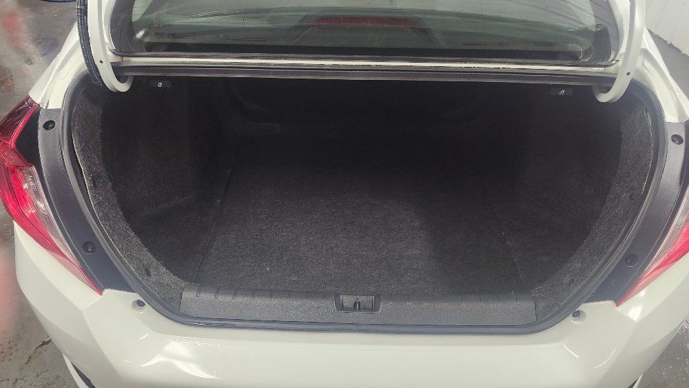 Honda Civic 2018 - Image 19