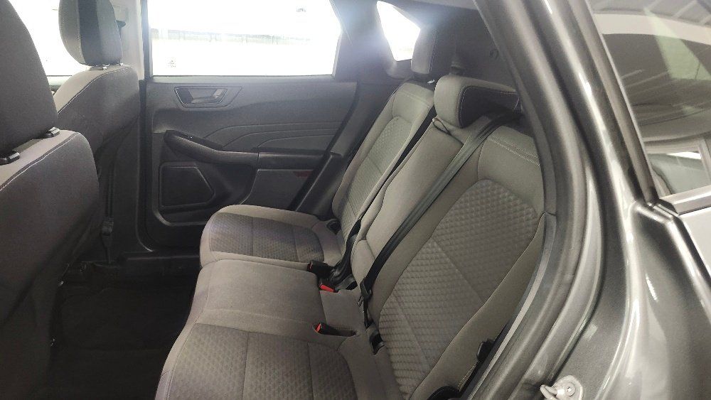 Ford Escape 2022 - Image 9