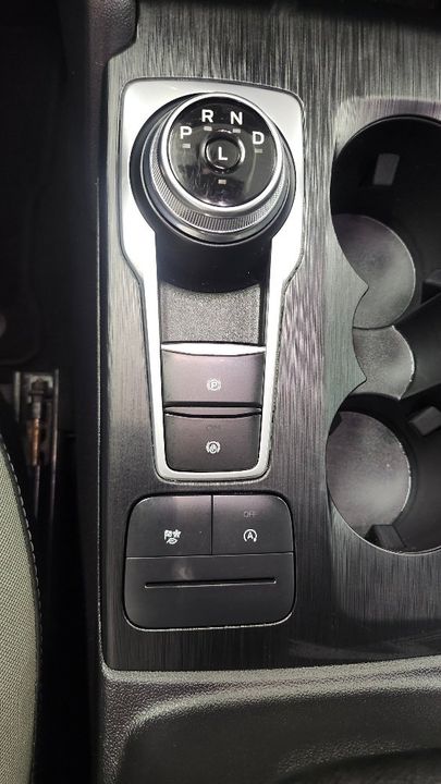 Ford Escape 2022 - Image 14
