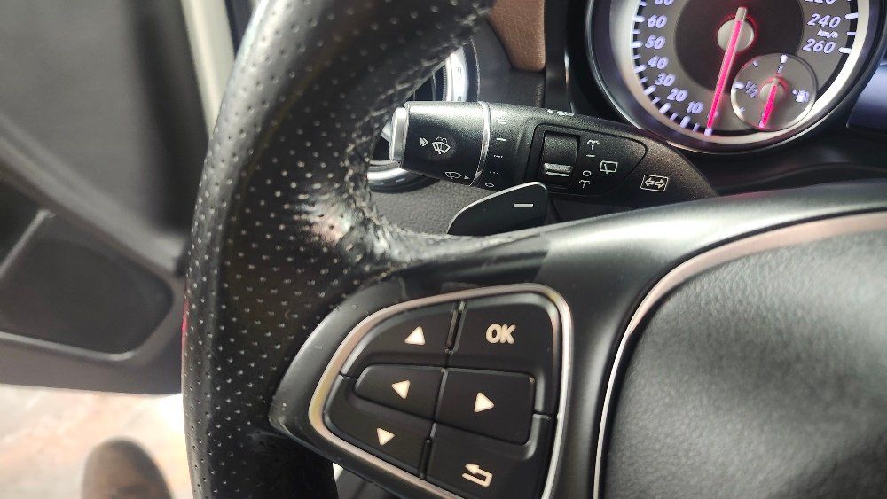 Mercedes-Benz GLA 250 2016 - Image 18