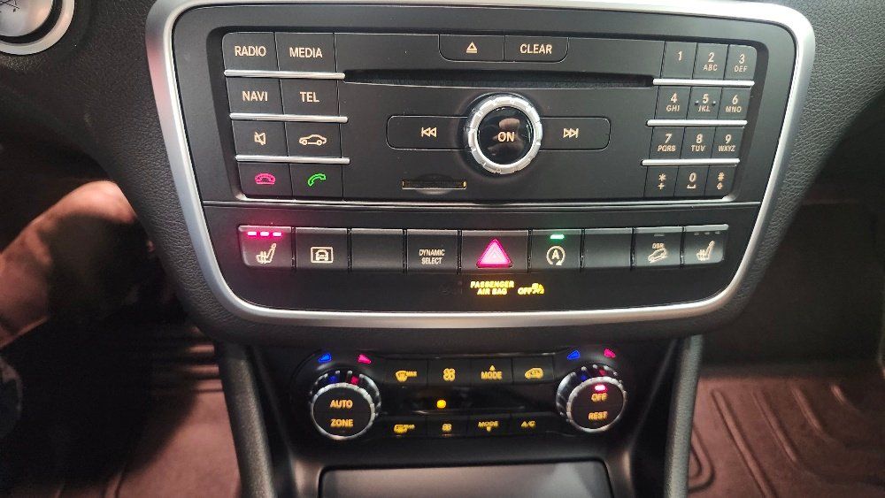 Mercedes-Benz GLA 250 2016 - Image 27