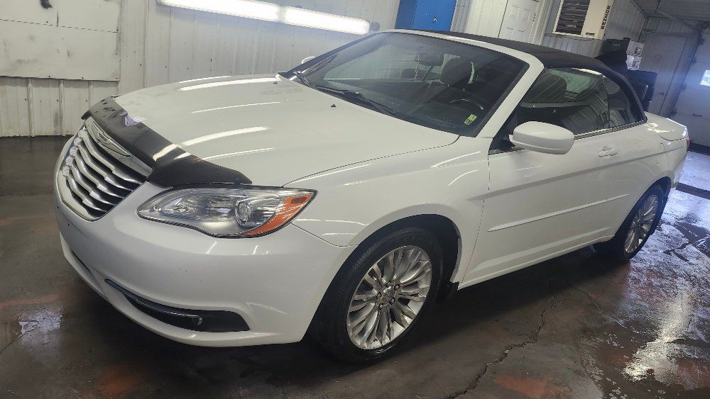 Chrysler 200 2011 - Image 5