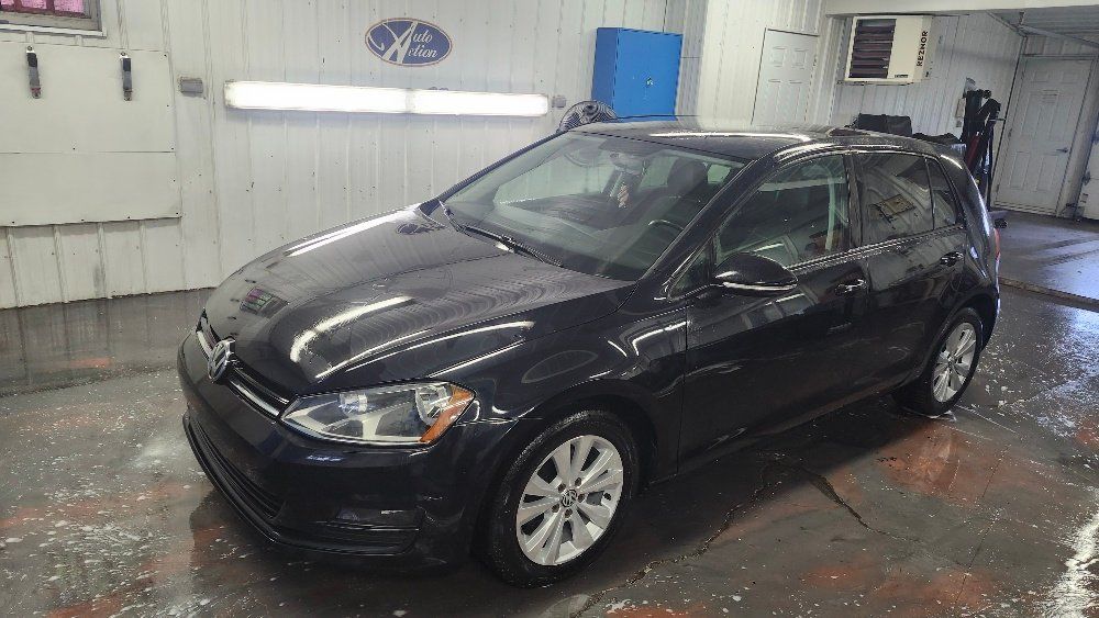 Volkswagen Golf 2015 - Image 1