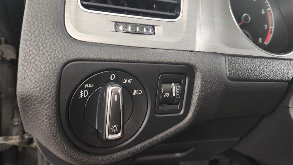 Volkswagen Golf 2015 - Image 17