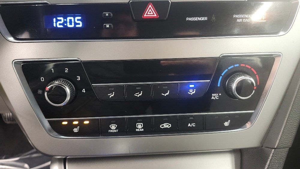 Hyundai Sonata 2015 - Image 18
