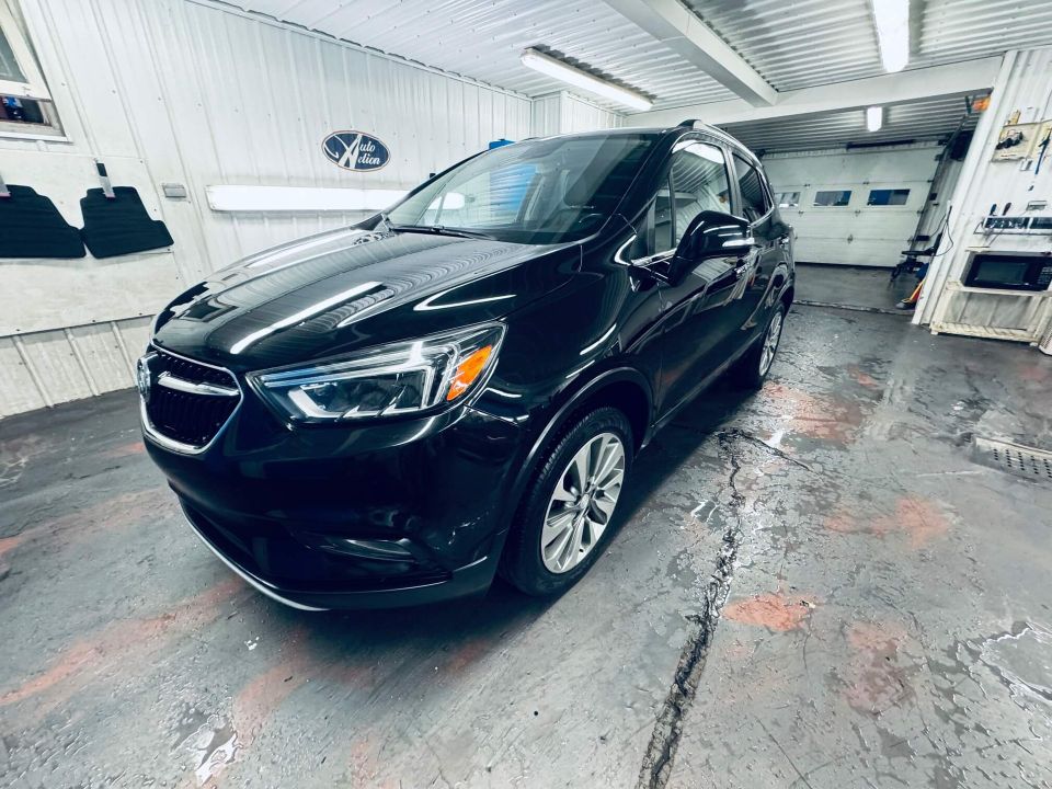 Buick Encore 2017 - Image 1