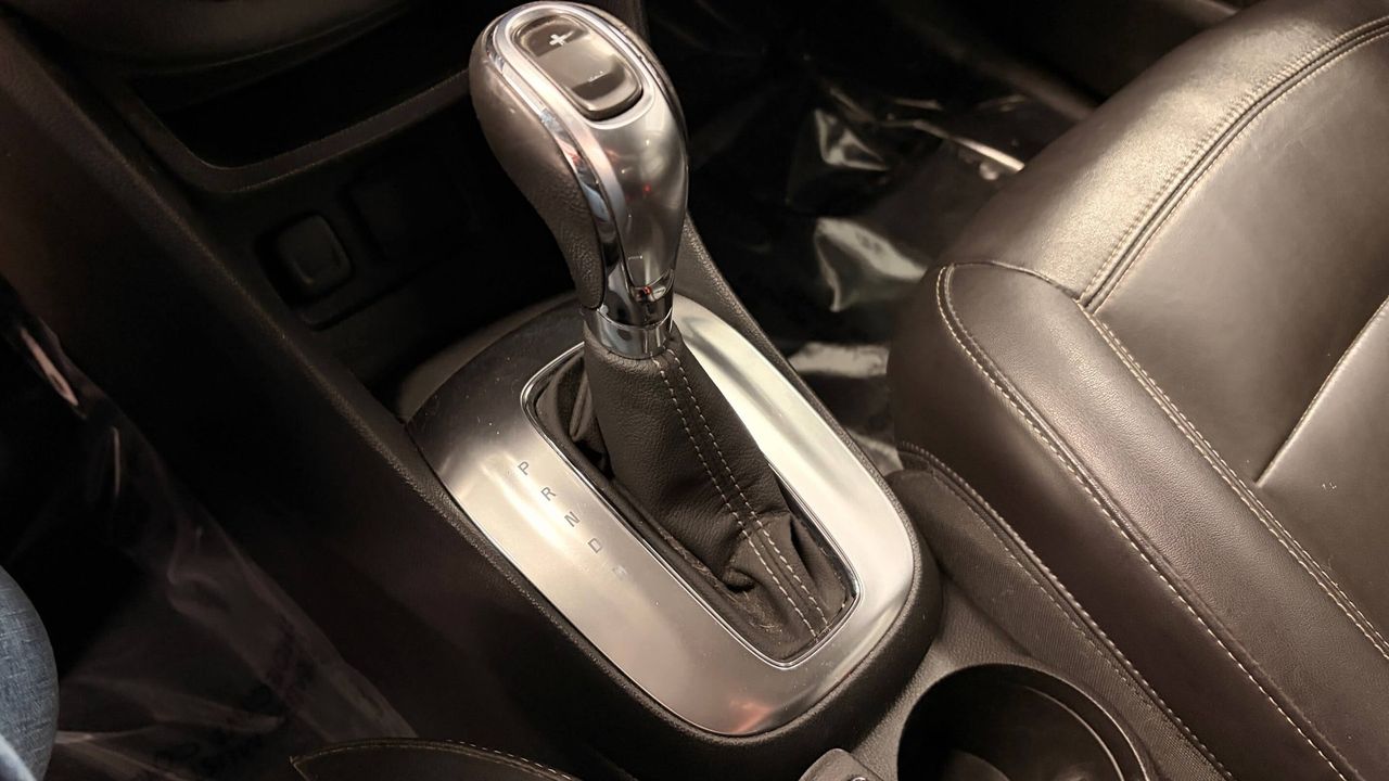 Buick Encore 2015 - Image 21