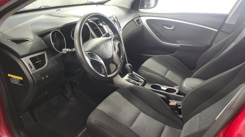 Hyundai Elantra GT 2014 - Image 7