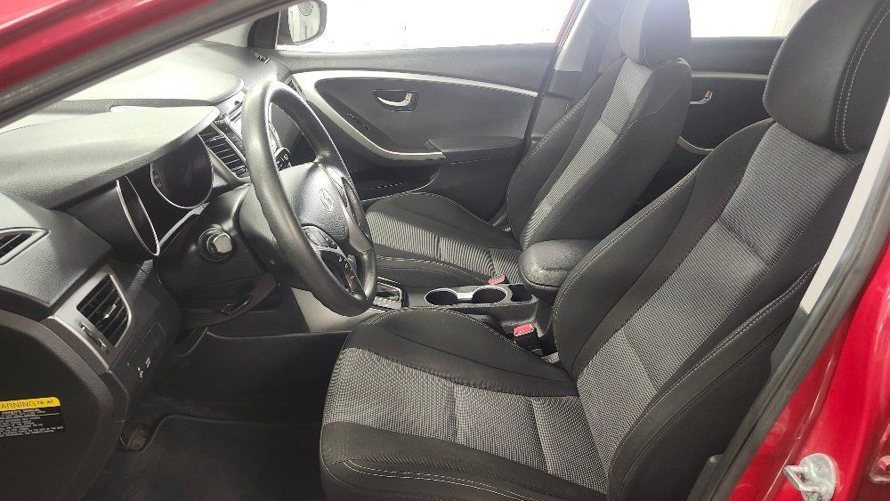 Hyundai Elantra GT 2014 - Image 8