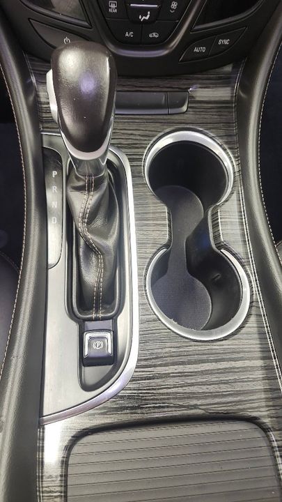 Buick Envision 2017 - Image 17